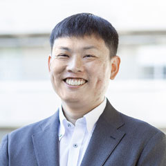 成田　凌