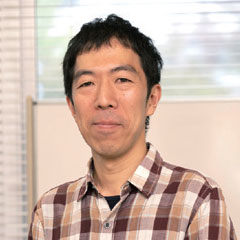 岡田　健一郎